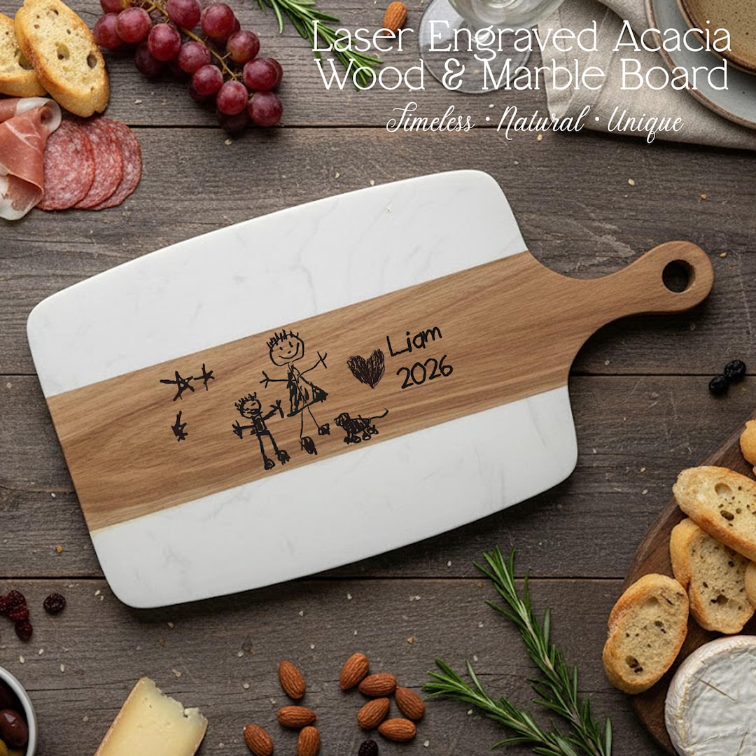 Personalized child drawing cutting board with engraved family drawing and name on marble and acacia wood with handle